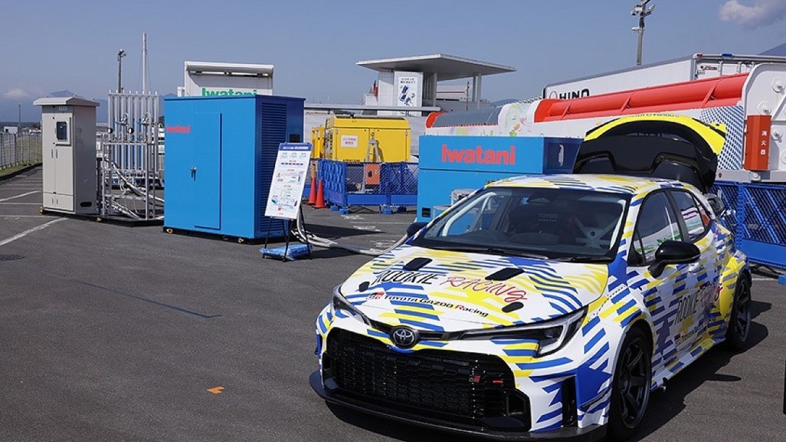 Toyota overweegt vloeibare waterstof na 2e finish 24h Fuji