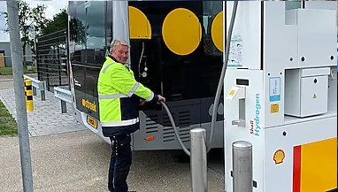 Shell opent waterstoftankstation in Emmen