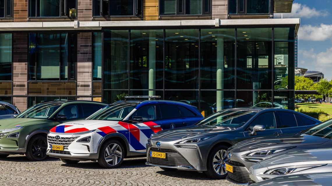 Defensie neemt 33 FCEV's in gebruik