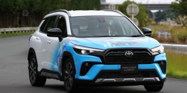 Toyota maakt prototype Corolla Cross H2