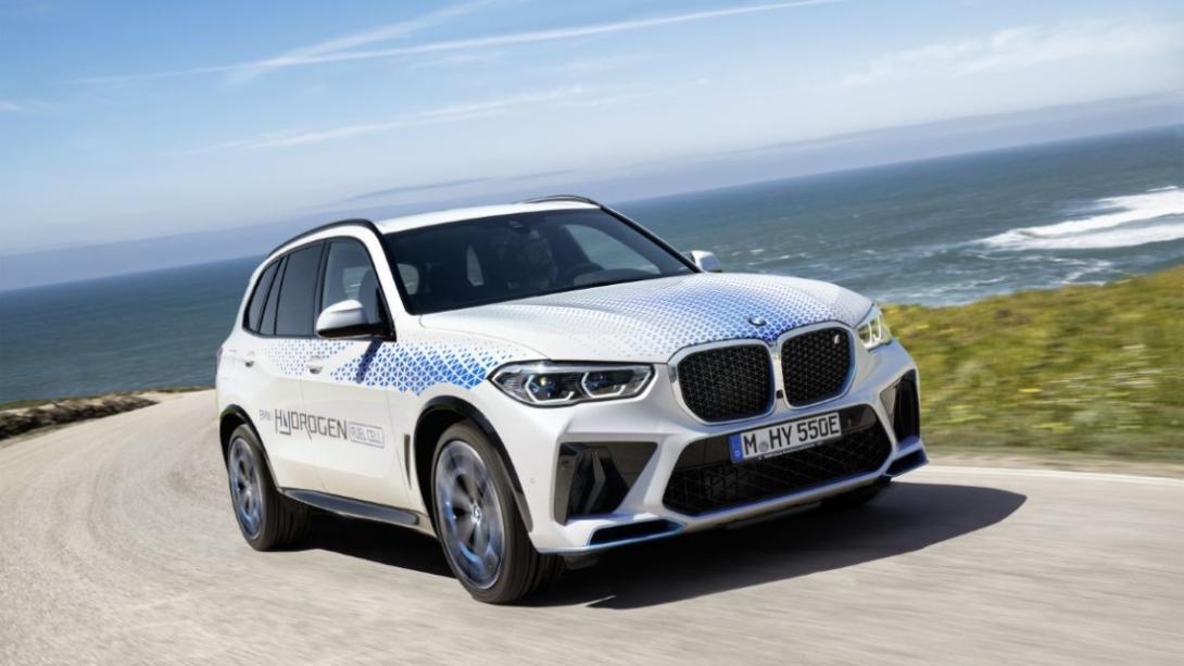 BMW X5 FCEV uitproberen op IAA