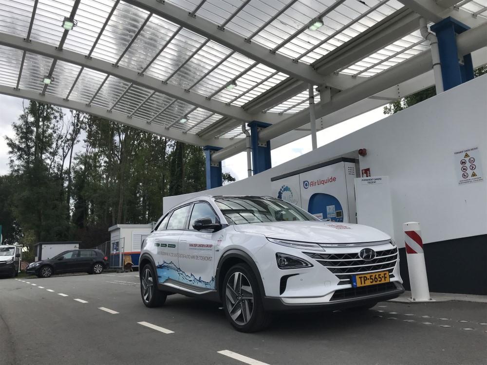 Bouw waterstoftankstations komt op stoom