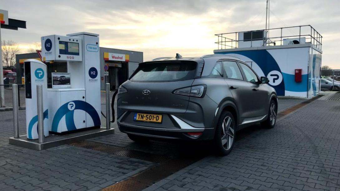 Om te kunnen rijden moet je eerst tanken